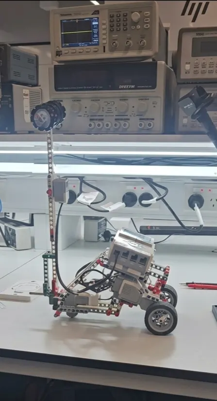 Robot Photo